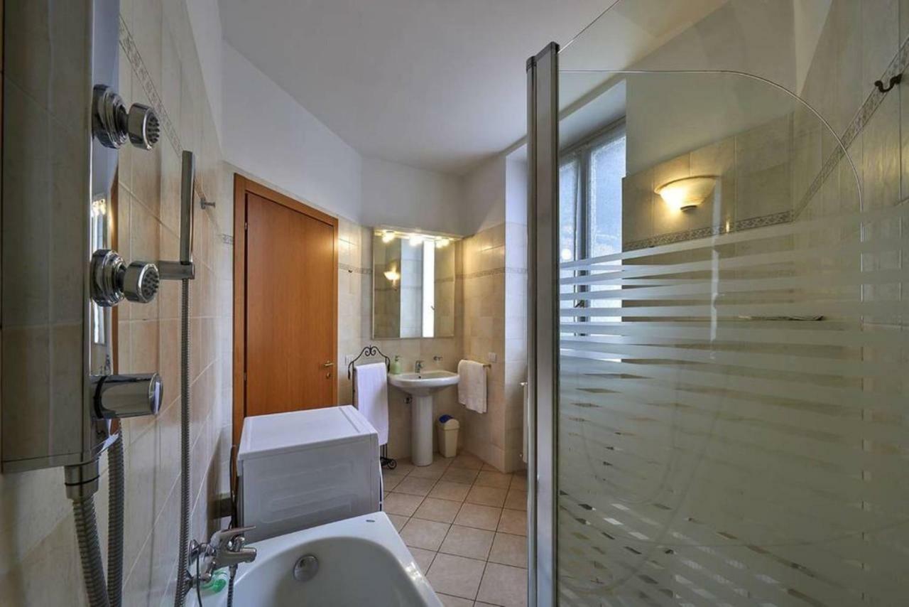 Апартаменты Casa Ferry Варенна Экстерьер фото